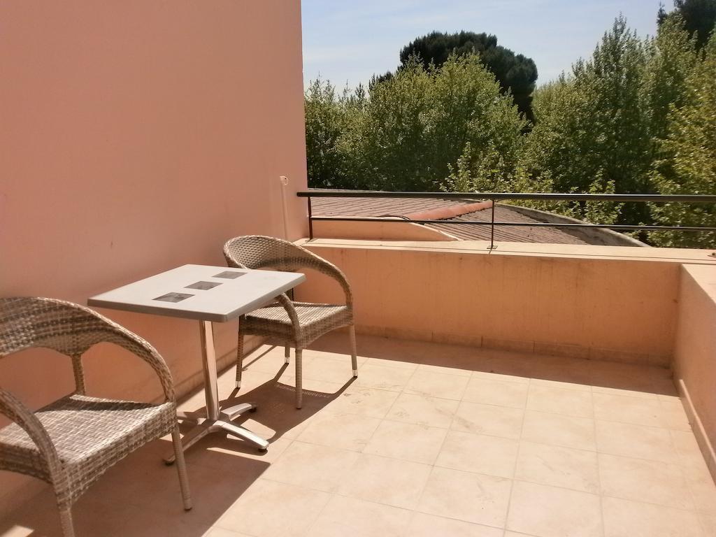 Adonis Sanary Grand Hotel Des Bains Экстерьер фото