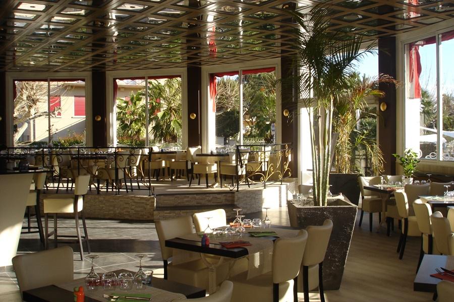 Adonis Sanary Grand Hotel Des Bains Экстерьер фото