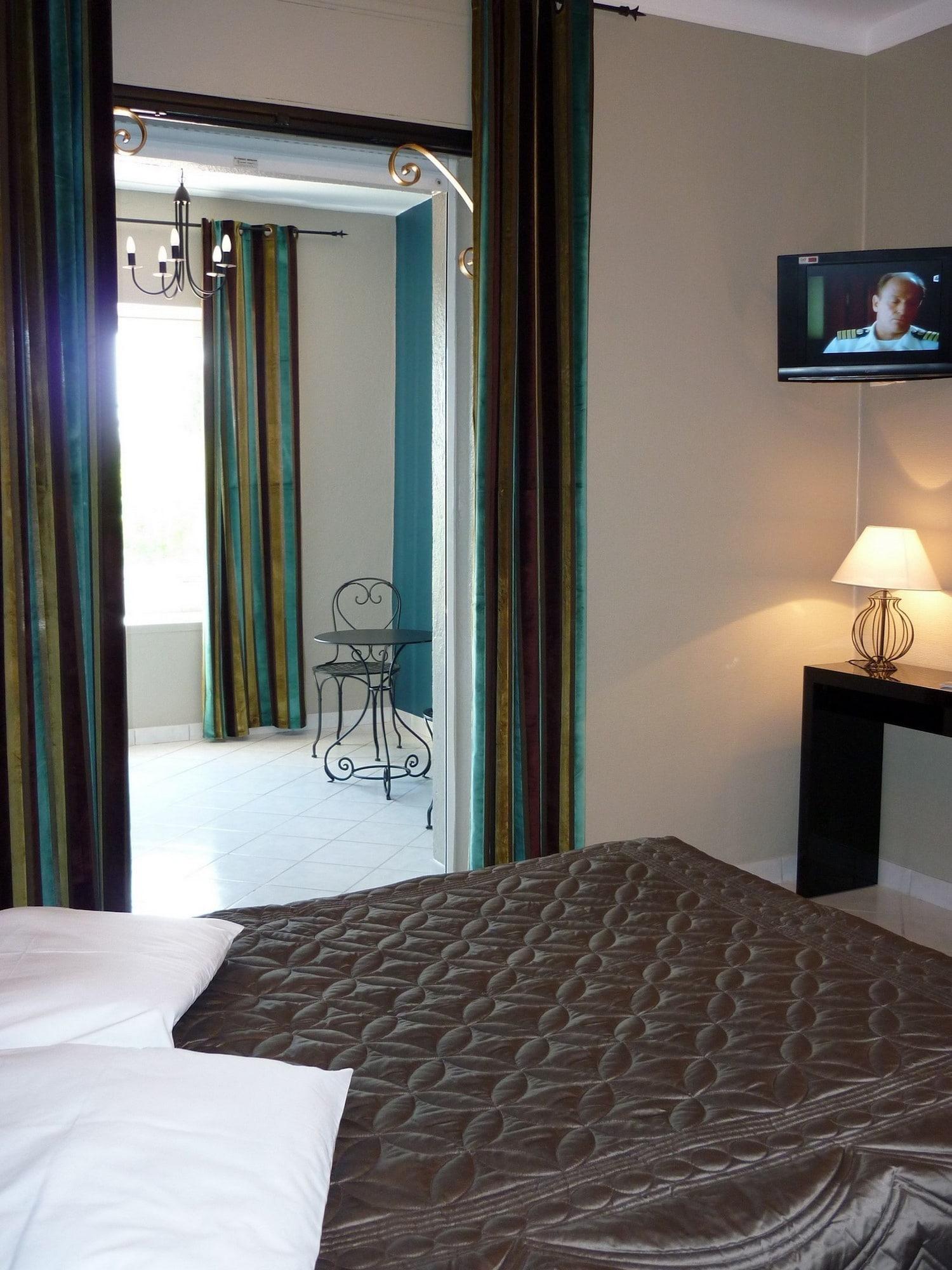 Adonis Sanary Grand Hotel Des Bains Экстерьер фото