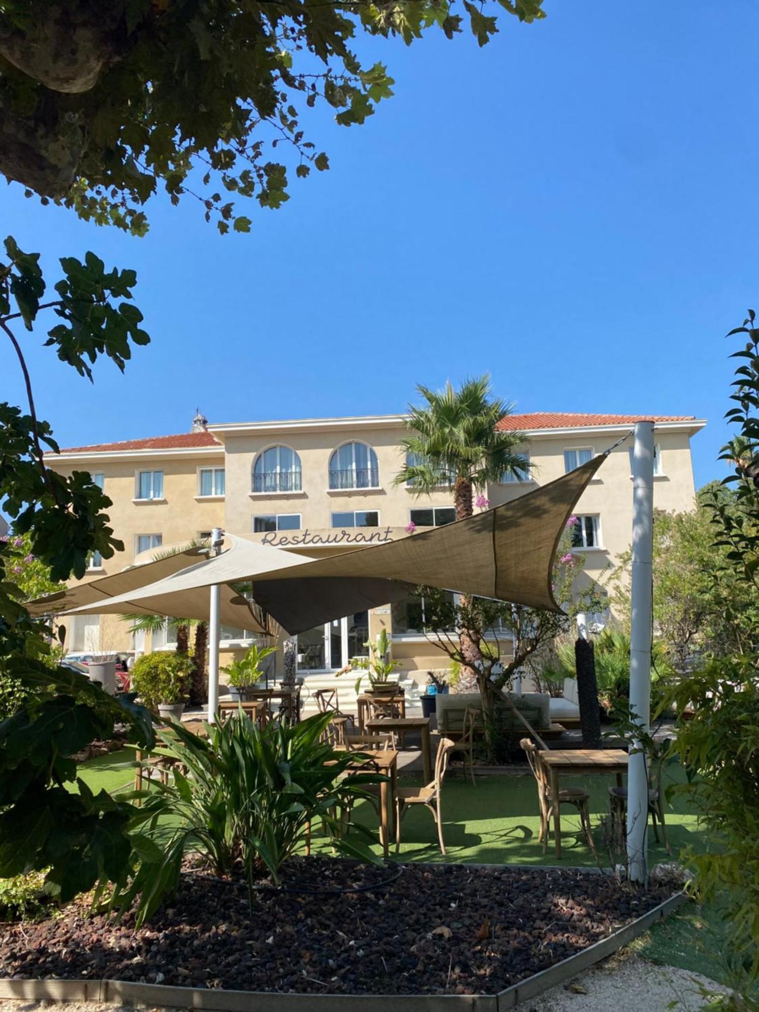 Adonis Sanary Grand Hotel Des Bains Экстерьер фото
