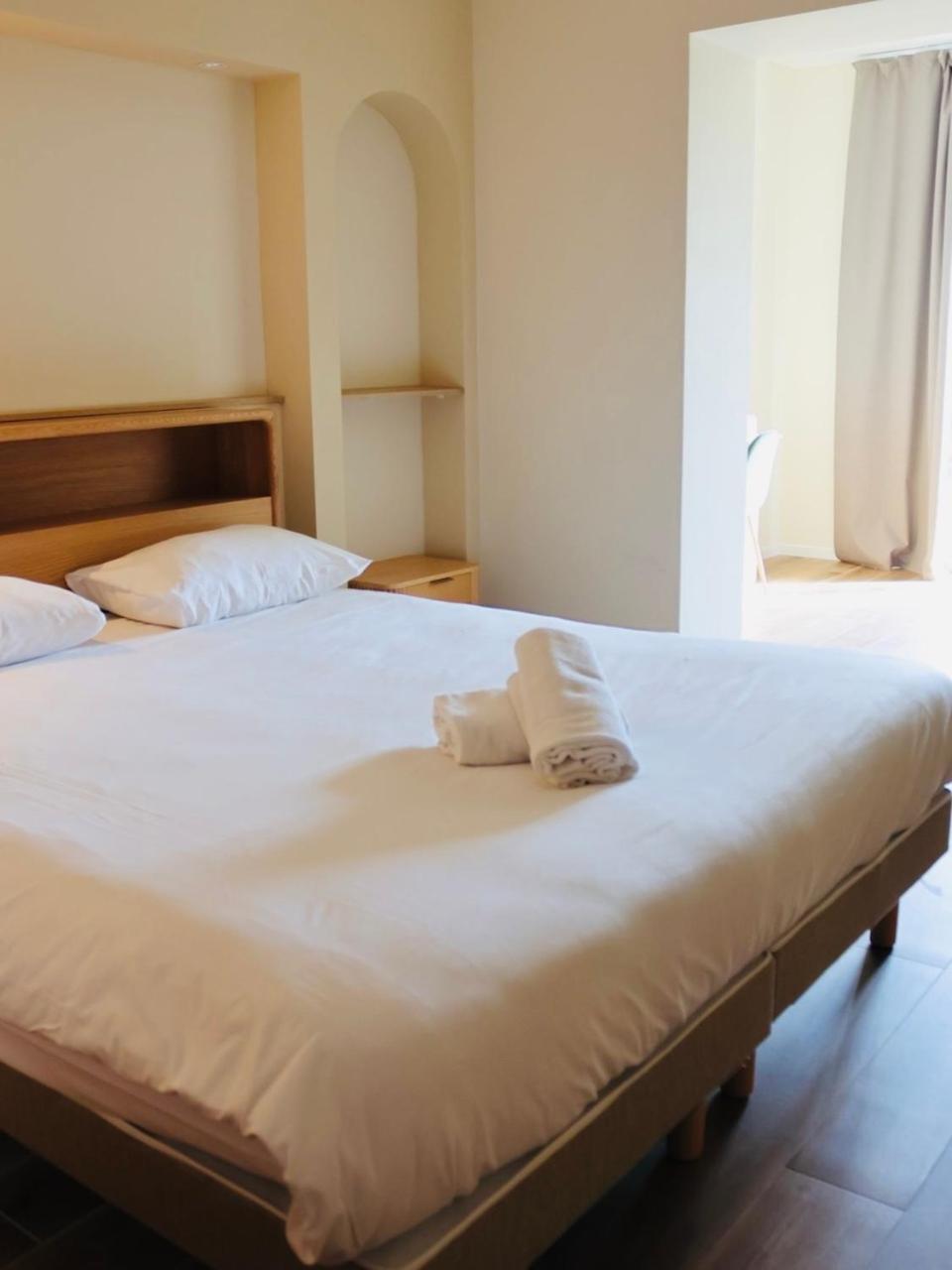 Adonis Sanary Grand Hotel Des Bains Экстерьер фото